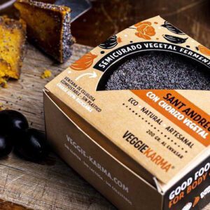 VeggieKarma San andreu, plantbased old cheese met groentenchorizo